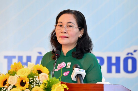 Chủ tịch HĐND TPHCM Nguyễn Thị Lệ phát biểu tại đại hội. Ảnh: VIỆT DŨNG