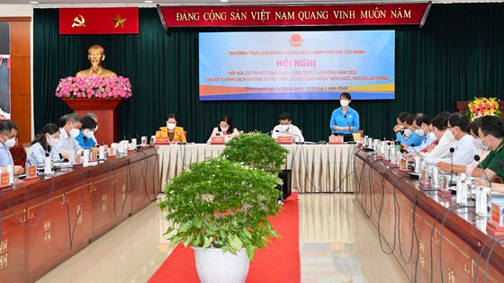 Hội nghị tiếp xúc cử tri nữ công nhân, viên chức, lao động năm 2022. Ảnh: VIỆT DŨNG 