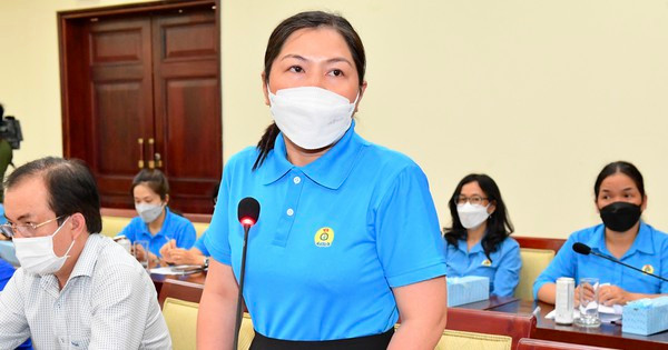 Cử tri công nhân trải lòng về nhà ở với lãnh đạo HĐND TPHCM
