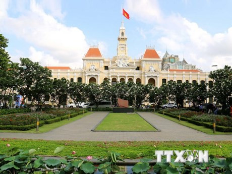 Kinh tế TP.HCM trở lại tăng trưởng: Đồng hành cùng doanh nghiệp