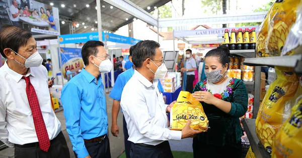 TPHCM nâng cao chất lượng chăm lo người lao động