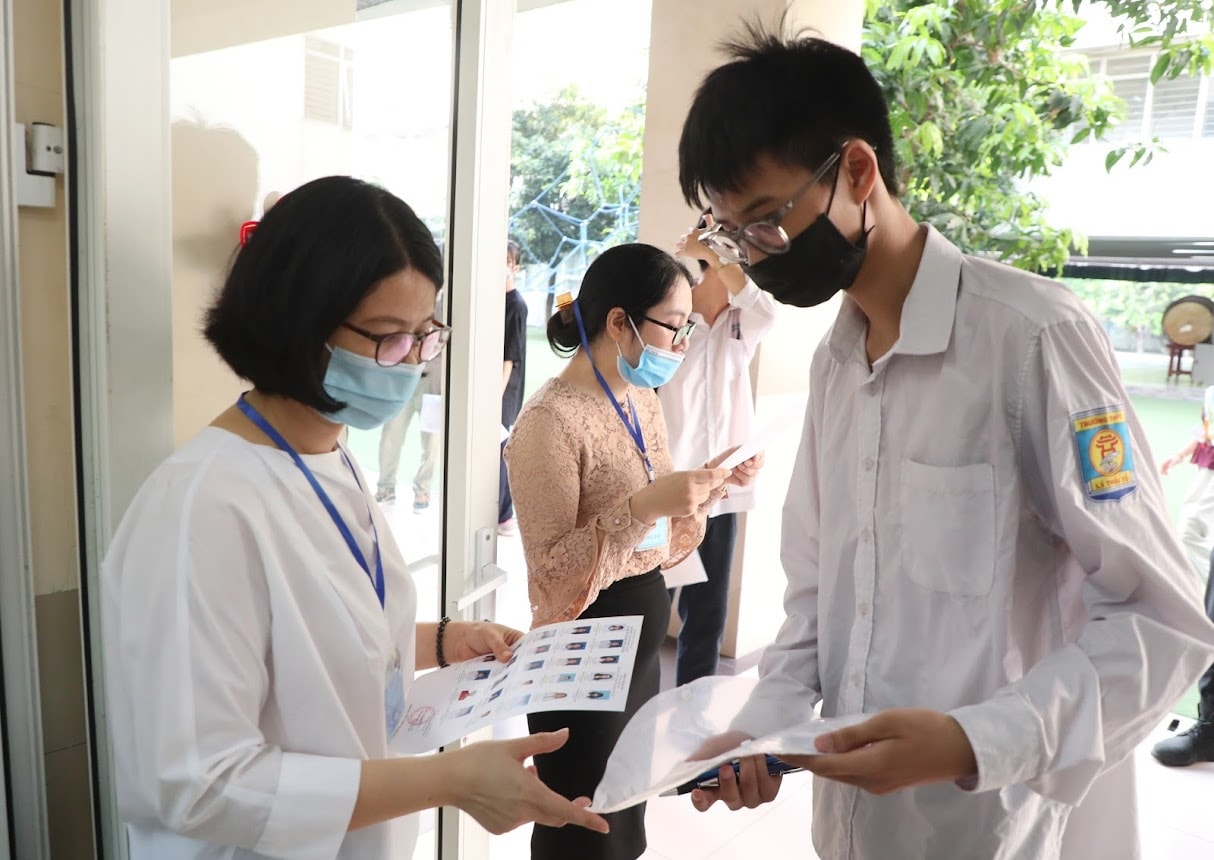 Thi tốt nghiệp THPT 2022: Bảo đảm quyền lợi tối đa cho thí sinh nếu có tình huống bất khả kháng