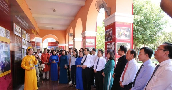 Khai mạc triển lãm chuyên đề “Về nơi dấu chân Người”