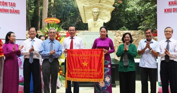 Đảng ủy khối Dân - Chính - Đảng TPHCM kỷ niệm 15 năm thành lập
