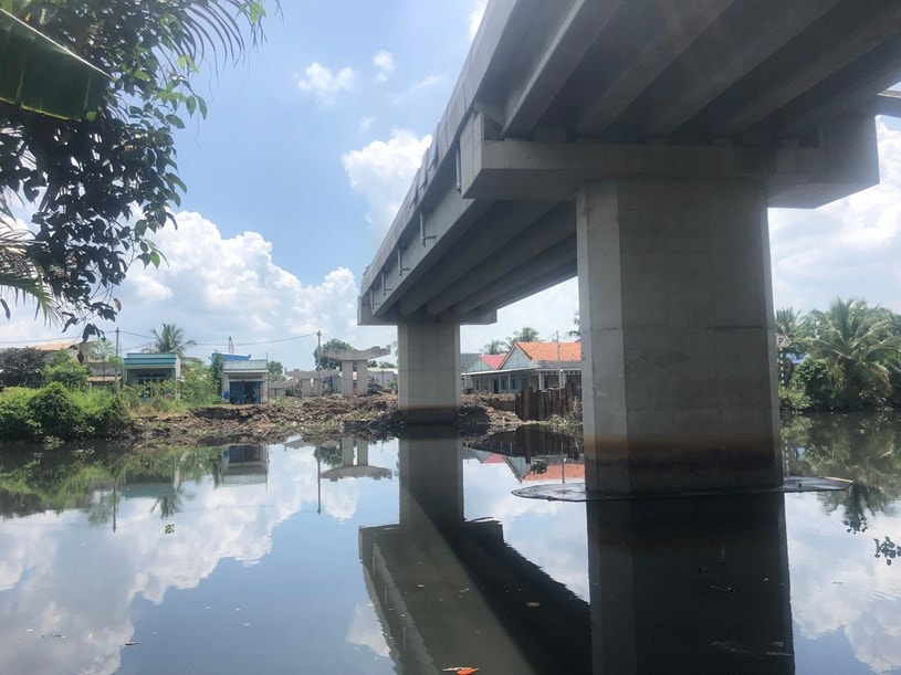 Hạn chế phương tiện đường thủy lưu thông trên tuyến sông Chợ Đệm Bến Lức