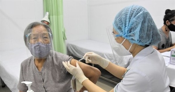 Đẩy nhanh tiêm vaccine Covid-19 mũi 3 và 4