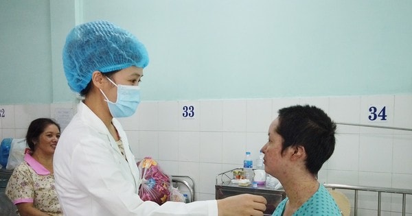 ​Lạm dụng thực phẩm chức năng, bệnh nhân hoại tử thượng bì nhiễm độc nặng