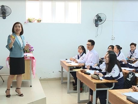 Bộ GD-ĐT khẳng định không bắt buộc kiểm tra trắc nghiệm môn Ngữ văn