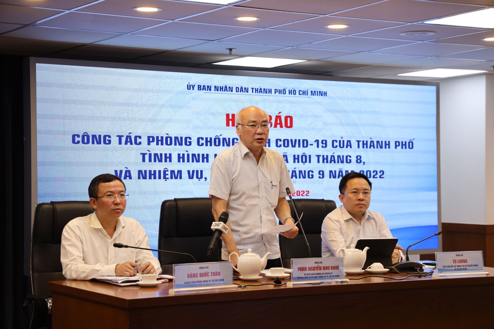 Thông tin nổi bật về dịch COVID-19 và tình hình kinh tế - xã hội tháng 8/2022