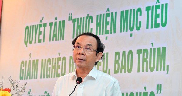 Bí thư Thành ủy TPHCM Nguyễn Văn Nên: Để người nghèo gặp khó khi chưa làm hết việc cần và phải làm là có tội với dân