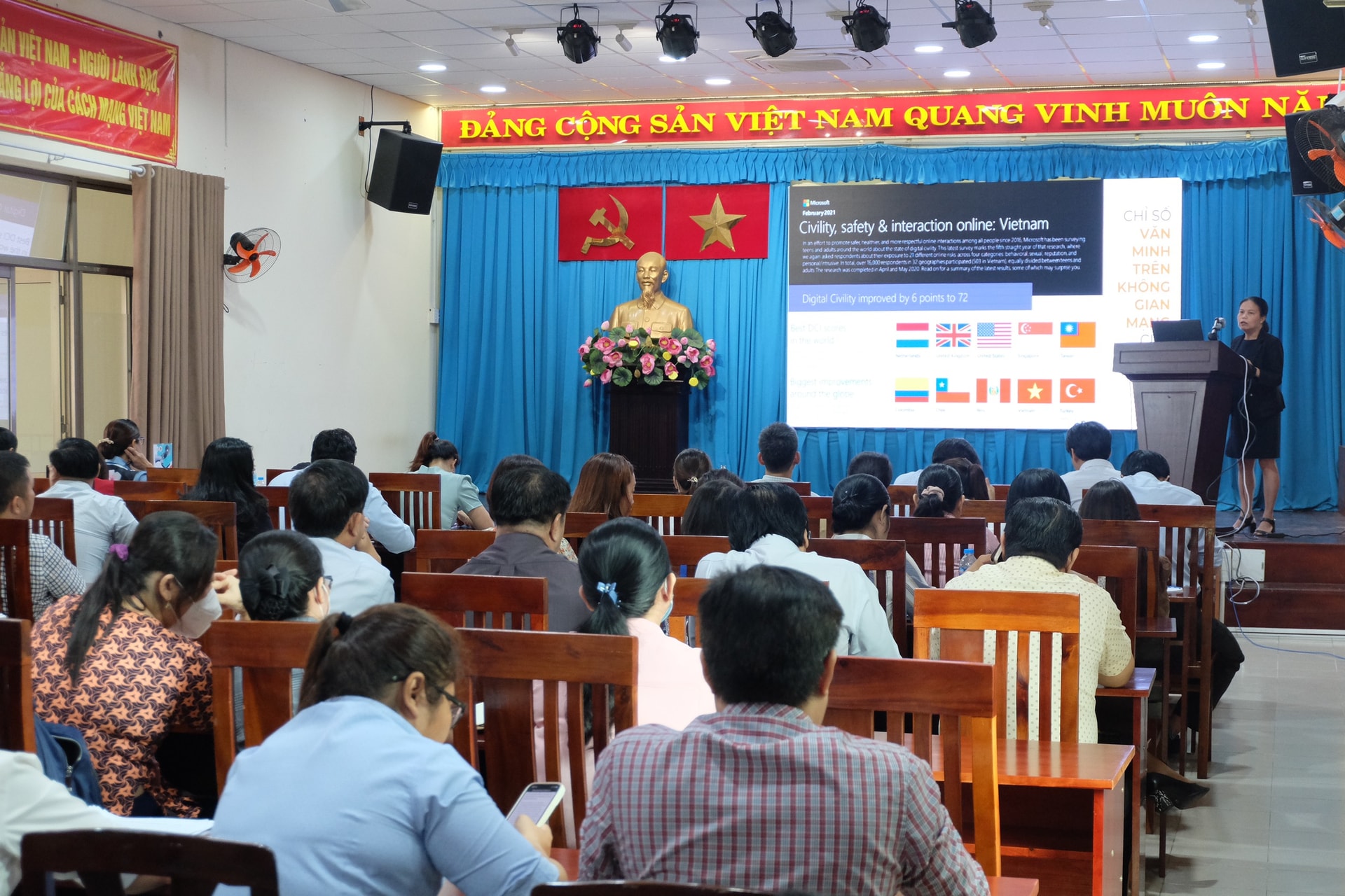 Quận 10 chia sẻ các mô hình, giải pháp, sáng kiến trên địa bàn