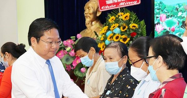 Chăm lo tốt hơn cho người cao tuổi khó khăn