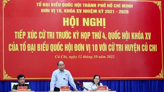 Tổ đại biểu Quốc hội TPHCM đơn vị 10 tại hội nghị. Ảnh: HOÀNG HÙNG