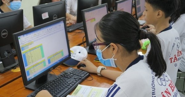 Cuối năm học 2022-2023, TPHCM sẽ có 20% học sinh đạt chứng chỉ tin học quốc tế