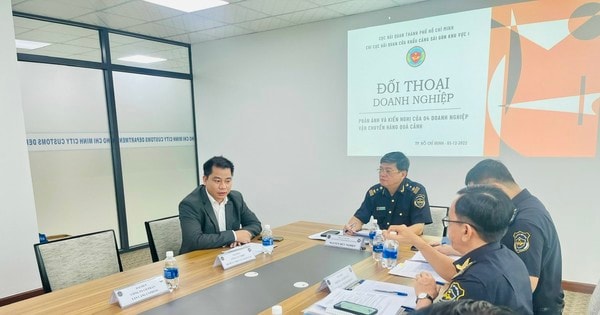 “Gỡ rối” cho doanh nghiệp vận tải hàng quá cảnh