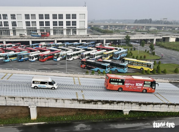 TP.HCM tổng kiểm tra, xử lý bến cóc xe dù