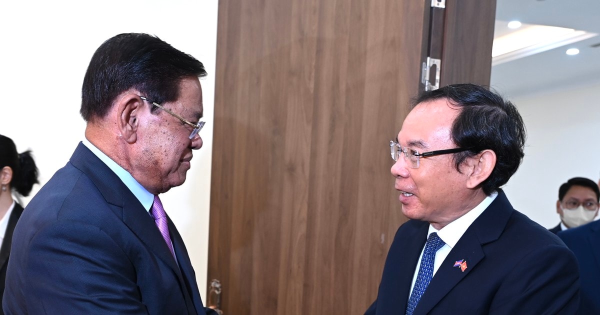 Phó Thủ tướng Campuchia tiếp đón Đoàn đại biểu cấp cao TPHCM