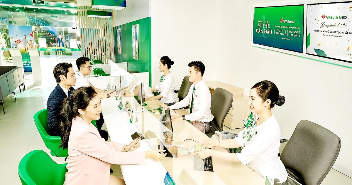 Dồi dào vốn tín dụng cuối năm