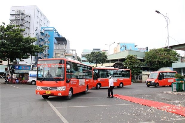 Các xe buýt liền kề kết nối Thành phố Hồ Chí Minh và Đồng Nai sẽ chính thức khai thác từ ngày 24/12. (Ảnh: Tiến Lực/TTXVN)