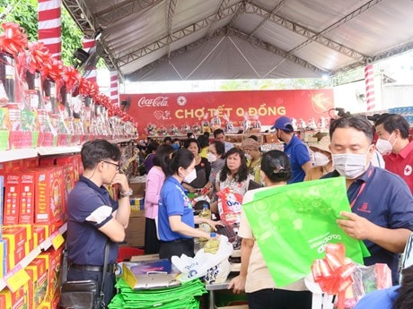 TP.HCM: “Chợ Tết 0 đồng” cho 1.000 người có hoàn cảnh khó khăn