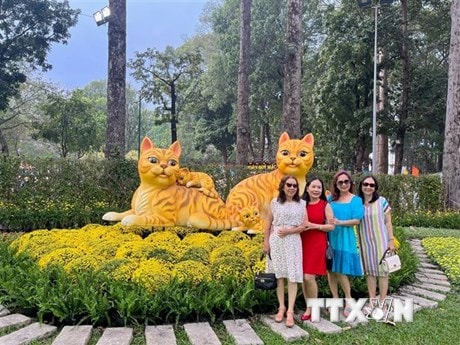 Thành phố Hồ Chí Minh khai mạc Hội hoa Xuân lần thứ 43 Tết Quý Mão