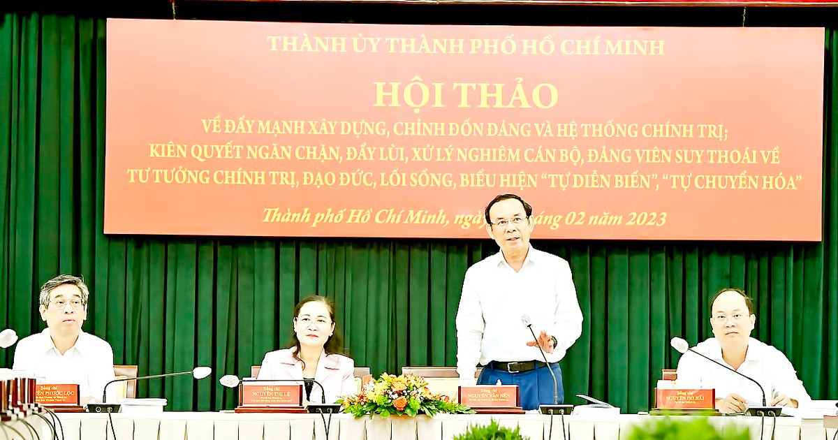 Phục vụ nhân dân bằng lương tâm, trách nhiệm, bổn phận