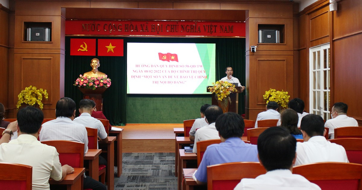 Quận 1: Hướng dẫn thực hiện quy định về bảo vệ chính trị nội bộ Đảng