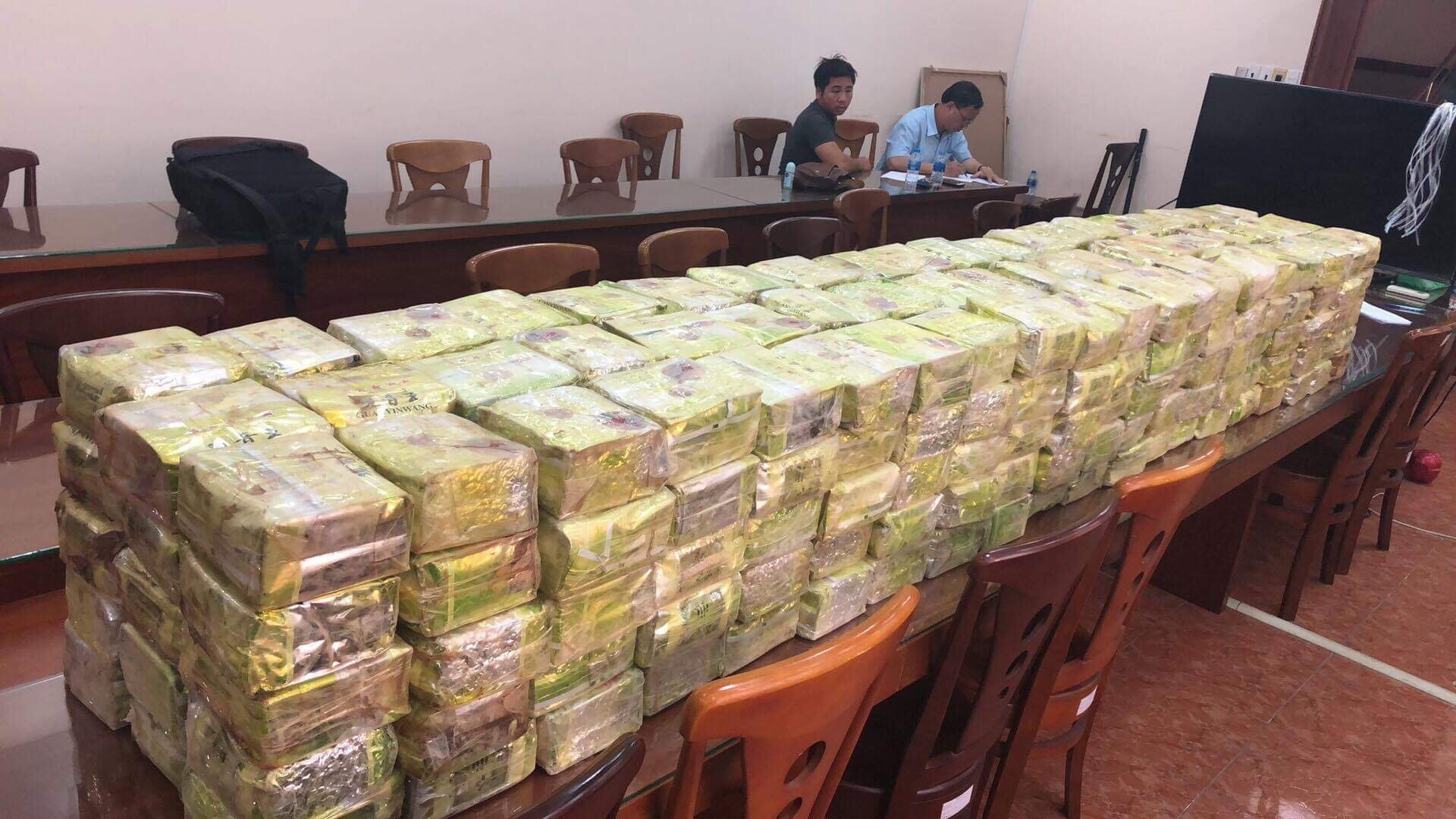 TPHCM: Triệt phá gần 500 vụ mua bán ma túy trong quý I/2023