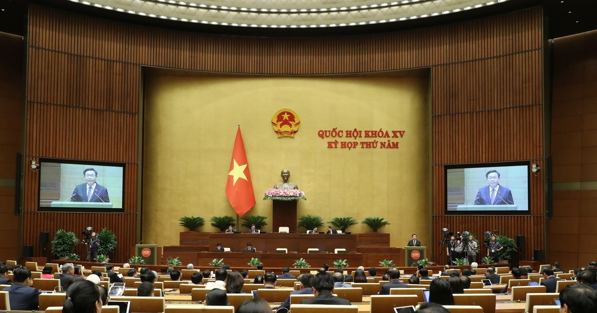 Kỳ họp bản lề và 5 điểm nhấn quan trọng