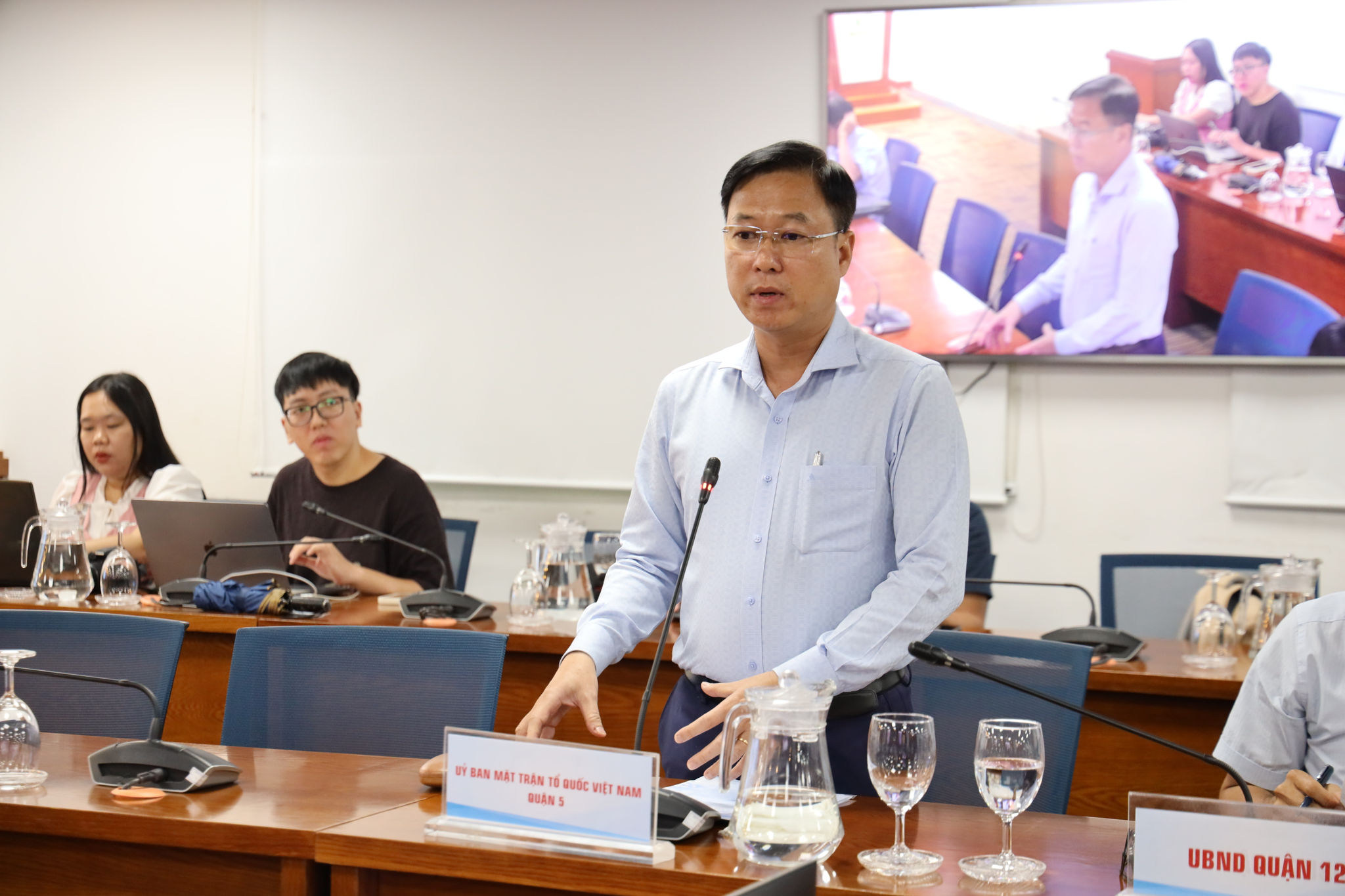 Chưa xảy ra cháy nổ trong 4 năm thực hiện quấn cỏ nhân tạo quanh trụ điện