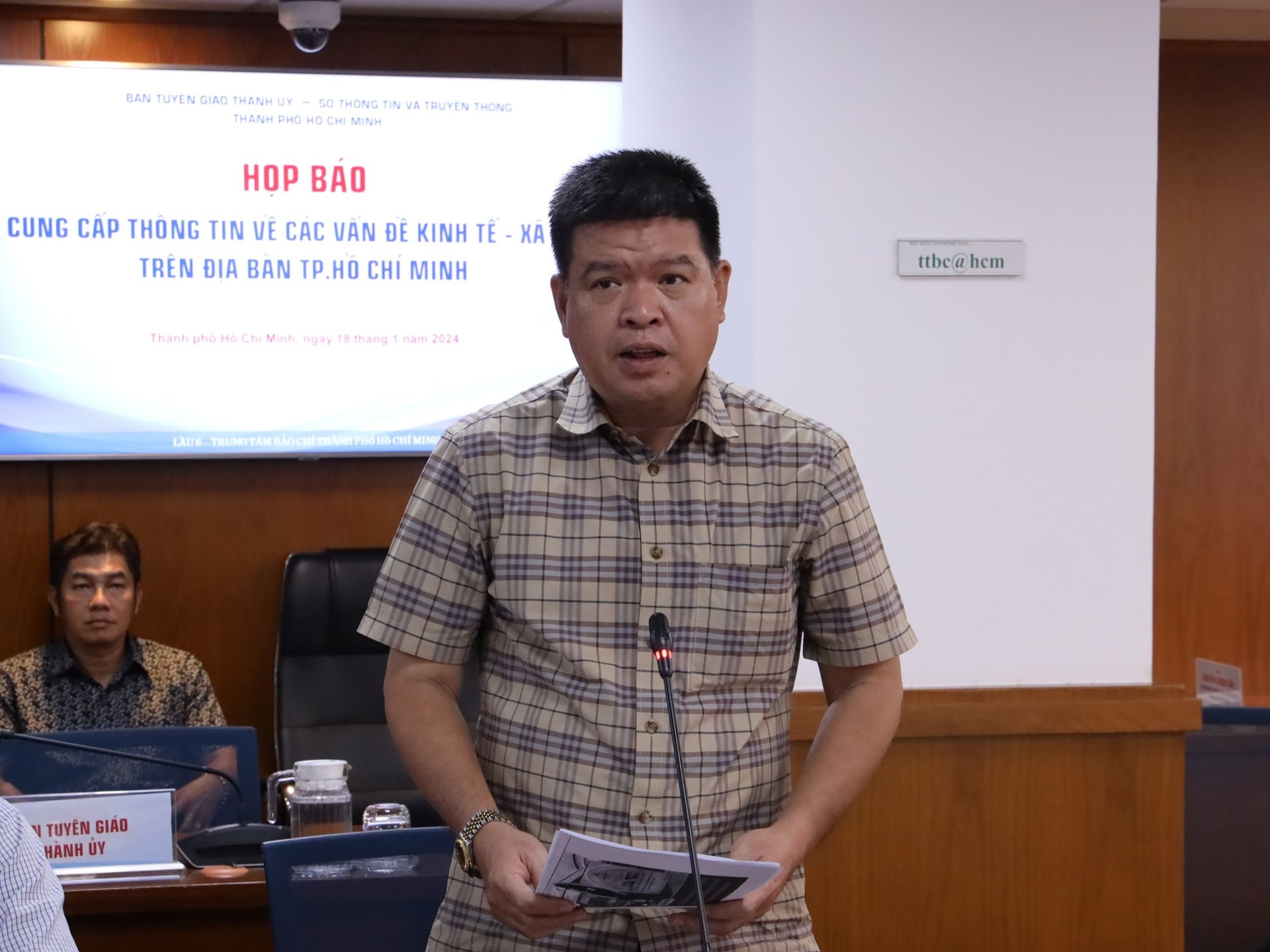 [VIDEO] Sở GTVT đề nghị sở TT-TT vào cuộc xử lý bến xe Thành Bưởi