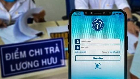 Đẩy mạnh việc chi trả an sinh xã hội không dùng tiền mặt ở TPHCM