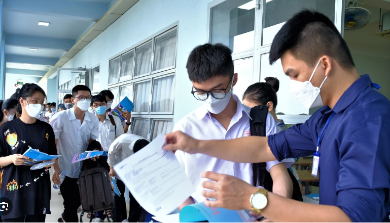 Thí sinh đăng ký thi đánh giá năng lực từ nay đến ngày 4-3