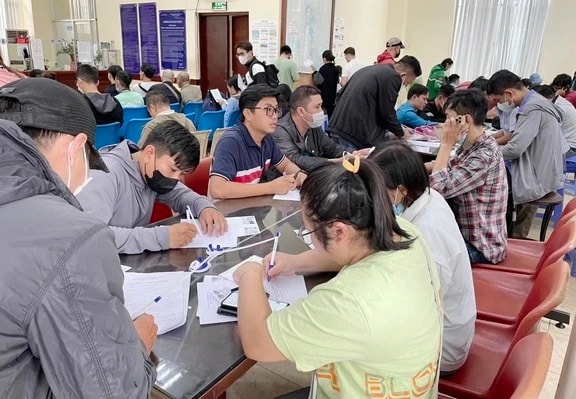 (VIDEO) Sở Tư pháp TPHCM: Khuyến khích người dân đăng ký lịch hẹn qua Tổng đài 1080