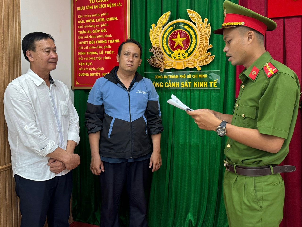 TPHCM: Khởi tố hai cán bộ Hải quan Cửa khẩu Cảng Phú Mỹ về tội “Nhận hối lộ”