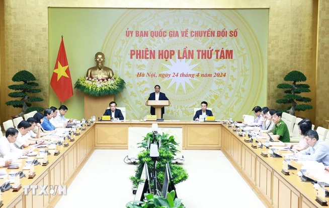 Thủ tướng Phạm Minh Chính chủ trì Phiên họp lần thứ tám của Ủy ban Quốc gia về Chuyển đổi Số. (Ảnh: Dương Giang/TTXVN)