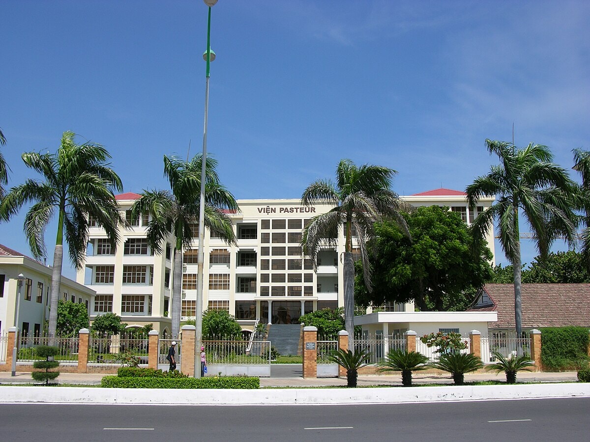 Viện Pasteur TPHCM cung ứng trở lại 90% dịch vụ xét nghiệm