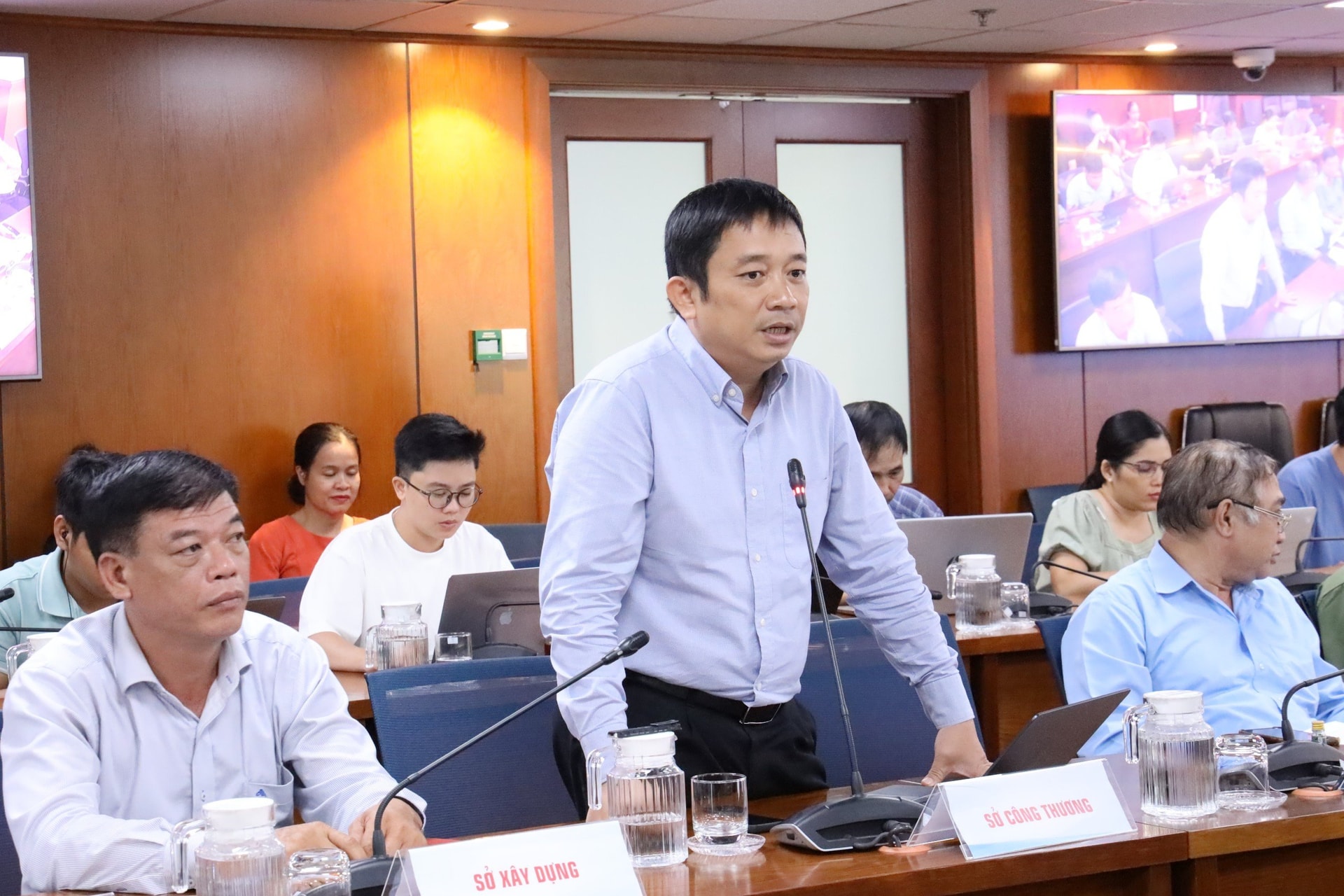 [VIDEO] TP. HCM: Bình ổn giá trước thông tin tăng lương