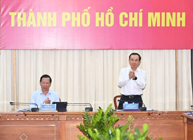 Bí thư Nguyễn Văn Nên dự phiên họp của Ban cán sự đảng UBND TPHCM vào chiều 17-7. Ảnh: VIỆT DŨNG