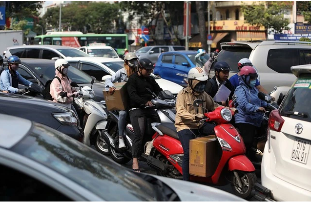 Ùn tắc tại nút giao ngã bảy Điện Biên Phủ - Ngô Gia Tự - Lý Thái Tổ - Lê Hồng Phong