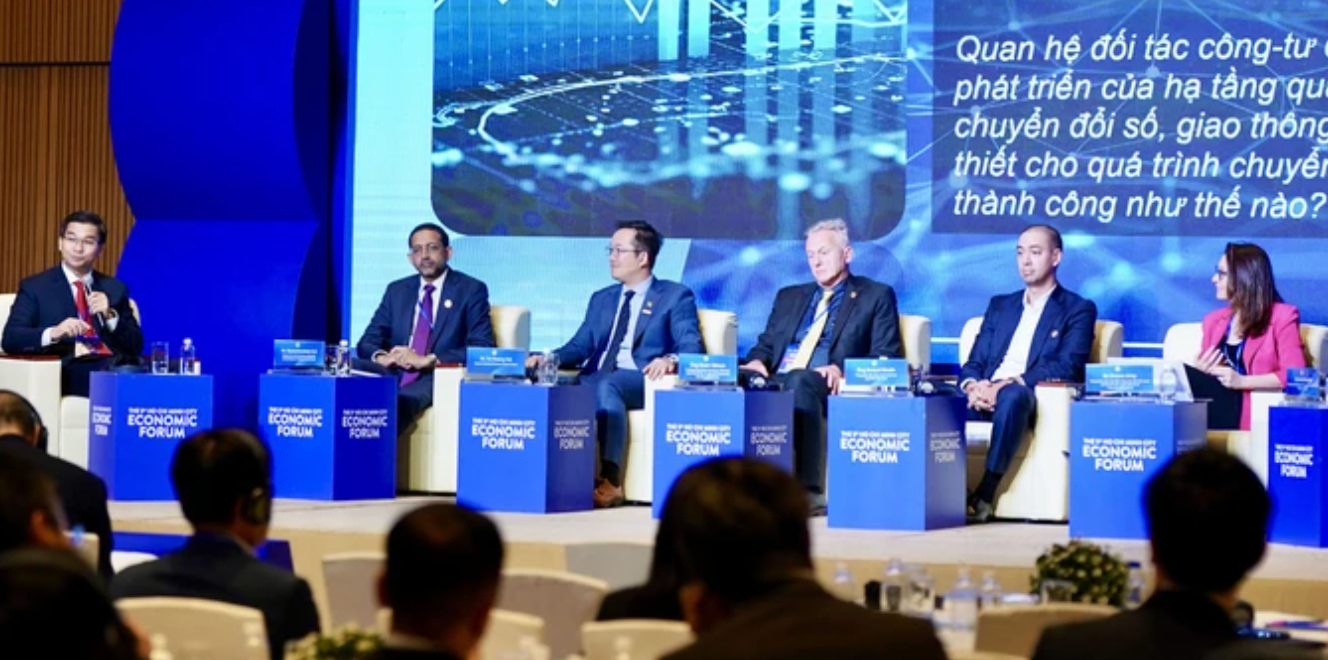 Diễn đàn Kinh tế TPHCM năm 2024: Chuyển đổi số, phát triển xanh - nền tảng tương lai