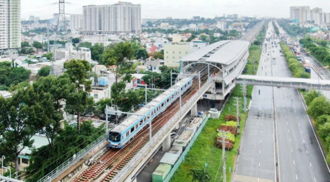 Tuyến metro số 1 Bến Thành - Suối Tiên đang hoàn thành bước cuối cùng để đưa vào khai thác. Ảnh: Hoàng Hùng