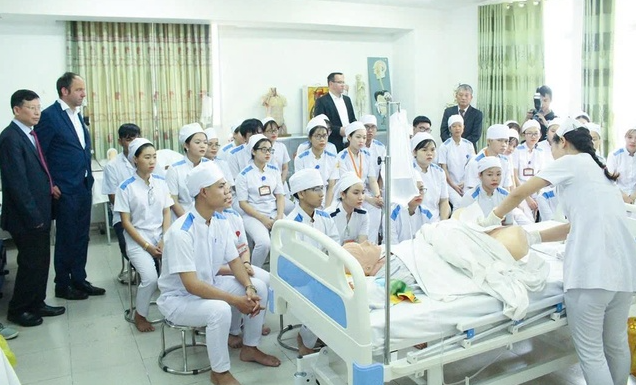 Đại diện doanh nghiệp Đức đến Việt Nam để trực tiếp đánh giá tay nghề của ứng viên