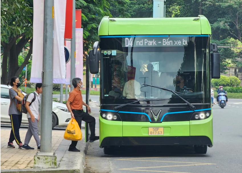 TP.HCM đang lấy ý kiến góp ý về cách làm trạm sạc xe buýt điện. Ảnh: ĐT