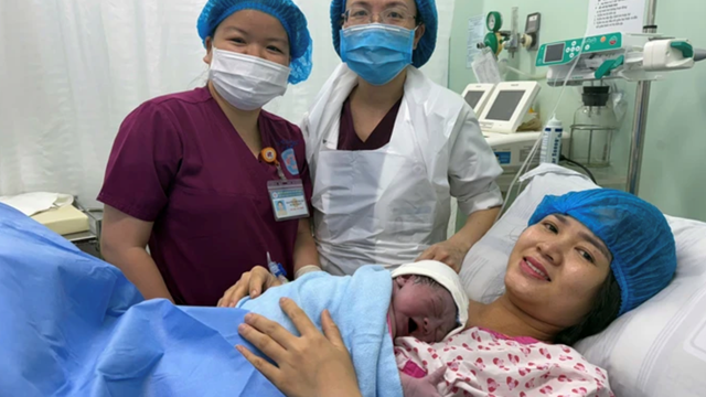 TPHCM chào đón những công dân nhí đầu tiên năm 2025