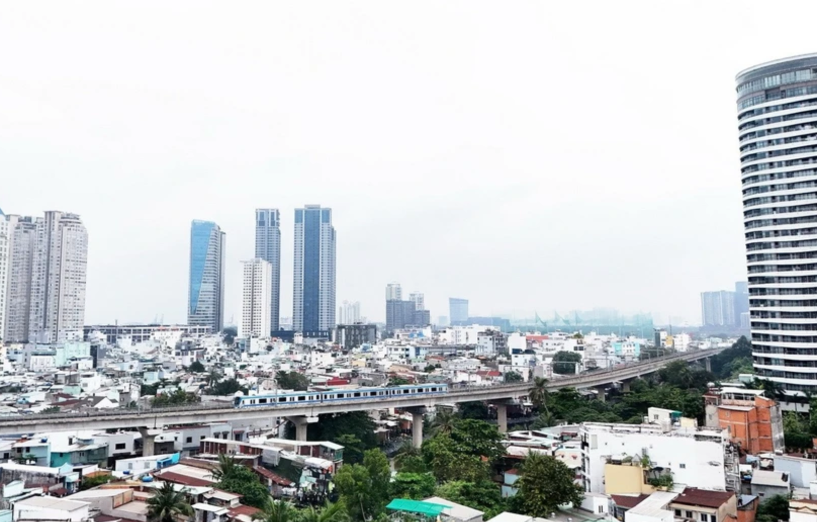 Sau 8 ngày vận hành chính thức, tuyến metro Bến Thành-Suối Tiên chạy hơn 1.560 chuyến. (Ảnh: Hồng Đạt/TTXVN)