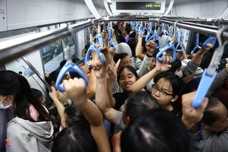 Metro số 1 Bến Thành - Suối Tiên đón hơn 1,1 triệu hành khách sau 10 ngày. Ảnh: Quỳnh Danh