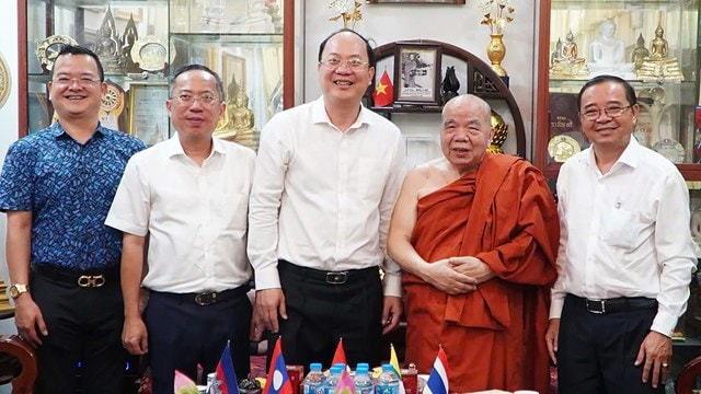 Lãnh đạo Thành ủy TP.HCM thăm, chúc Tết chức sắc, đồng bào các tôn giáo